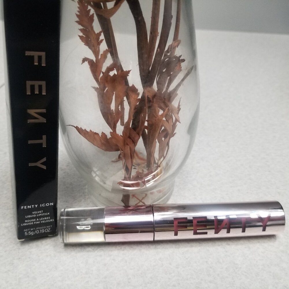 FENTY ICON Velvet Liquid Lisptick-04-Riri